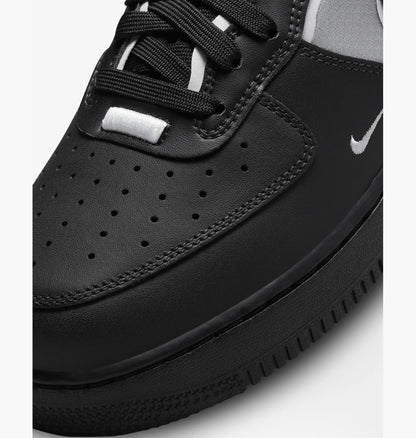 AIR FORCE 1 | React Black